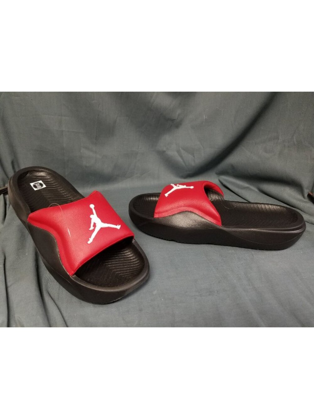 Jordan Franchise Slides Black Red White HF3263 600 Mens Size 11 NEW w/TAGS!